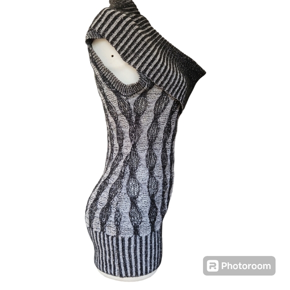 G by GUESS Sleeveless Sweater X-SMALL - Picture 2 of 9